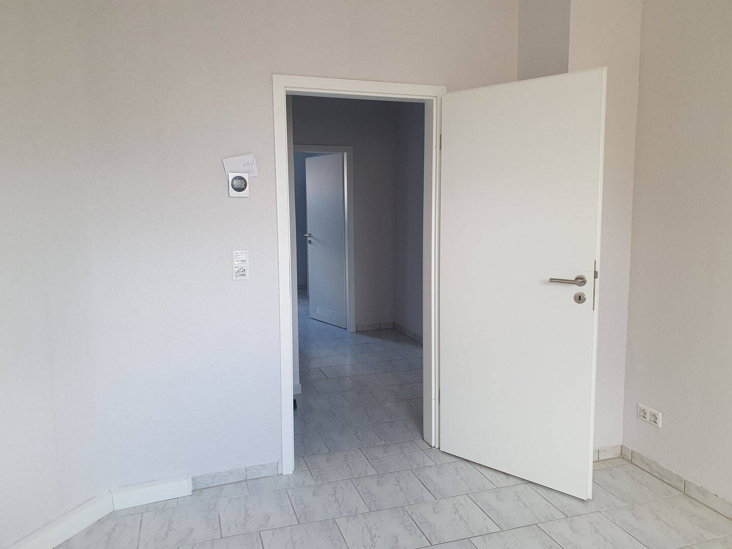 Moderne, renovierte 1-Zimmer-Wohnung mit idealer Anbindung Kompakt, gut geschnitten und bestens gelegen – ideal für Singles und Studierende!, 51105 Köln (Porz Humboldt-Gremberg Kalk Poll)