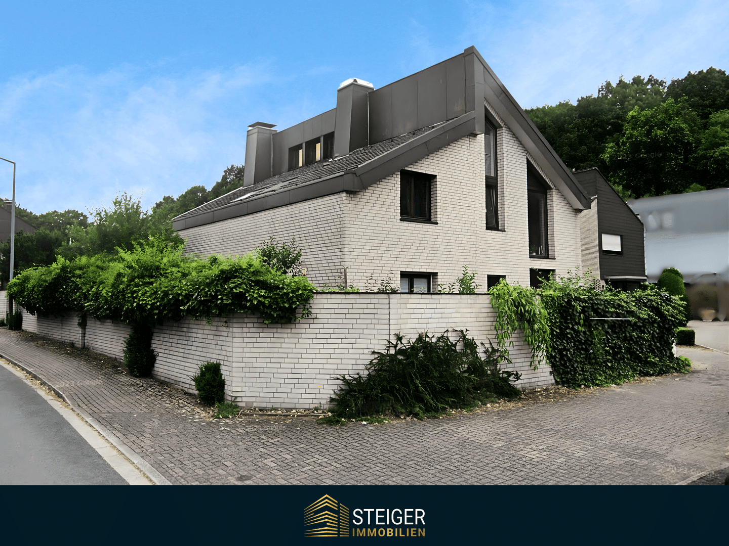 Freistehendes Einfamilienhaus mit schöner Architektur in Herten Disteln, 45699 Herten