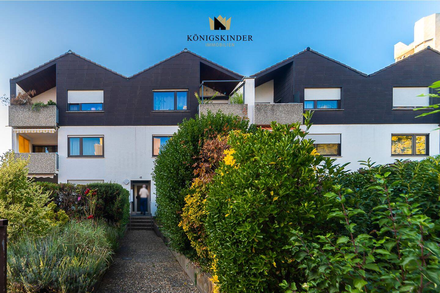 Kurzfristig frei: 3-Zi.-Wohnung inkl. Sommergarten, Klima & Garage, 70378 Stuttgart