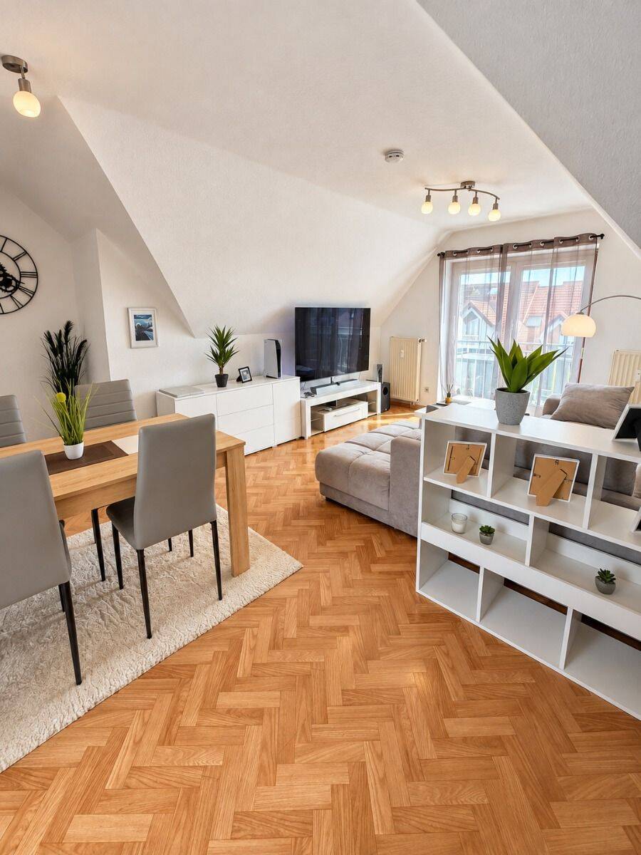 2-Zimmer Dachgeschosswohnung in Bad Rappenau zu verkaufen. PROVISIONSFREI!, 74906 Bad Rappenau