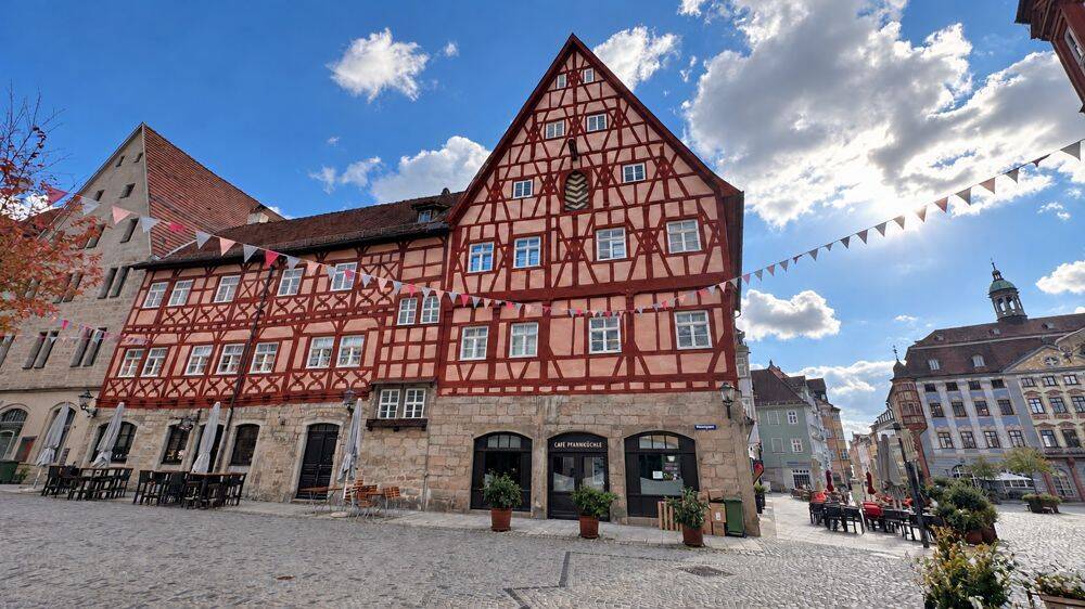 Charmante 2-Zimmer-Wohnung mit historischem Flair, 96450 Coburg