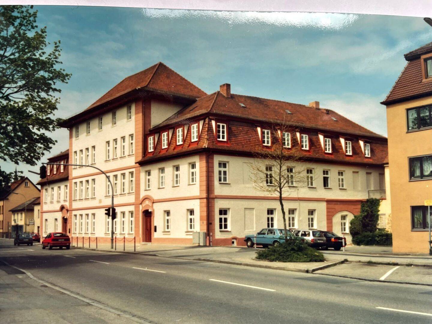 Schöne helle renovierte 1,5 Zimmerwohnung mit Einbauküche, 91126 Schwabach