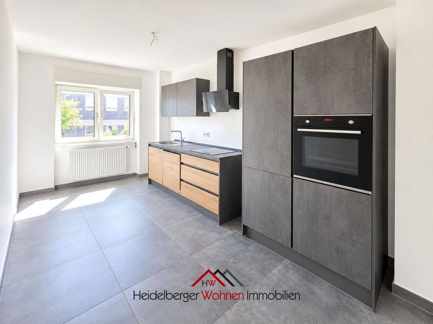Schöne und helle 2-Zimmer Wohnung in Mannheim-Neckarau!, 68199 Mannheim (Almenhof Neckarau)