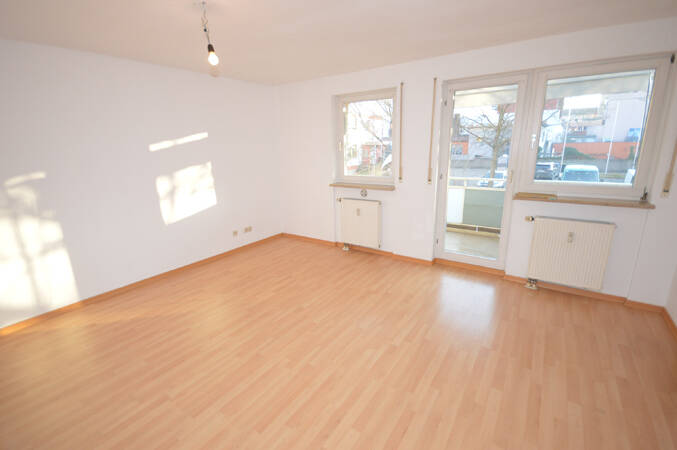 Ideal für den Single oder Pendler! Helle 1,5-Zimmer-Wohnung mit Duplex-Parker in Nürnberg-Maxfeld, 90409 Nürnberg (Großreuth h. d. Veste Gärten h. d. Veste Maxfeld Schoppershof)