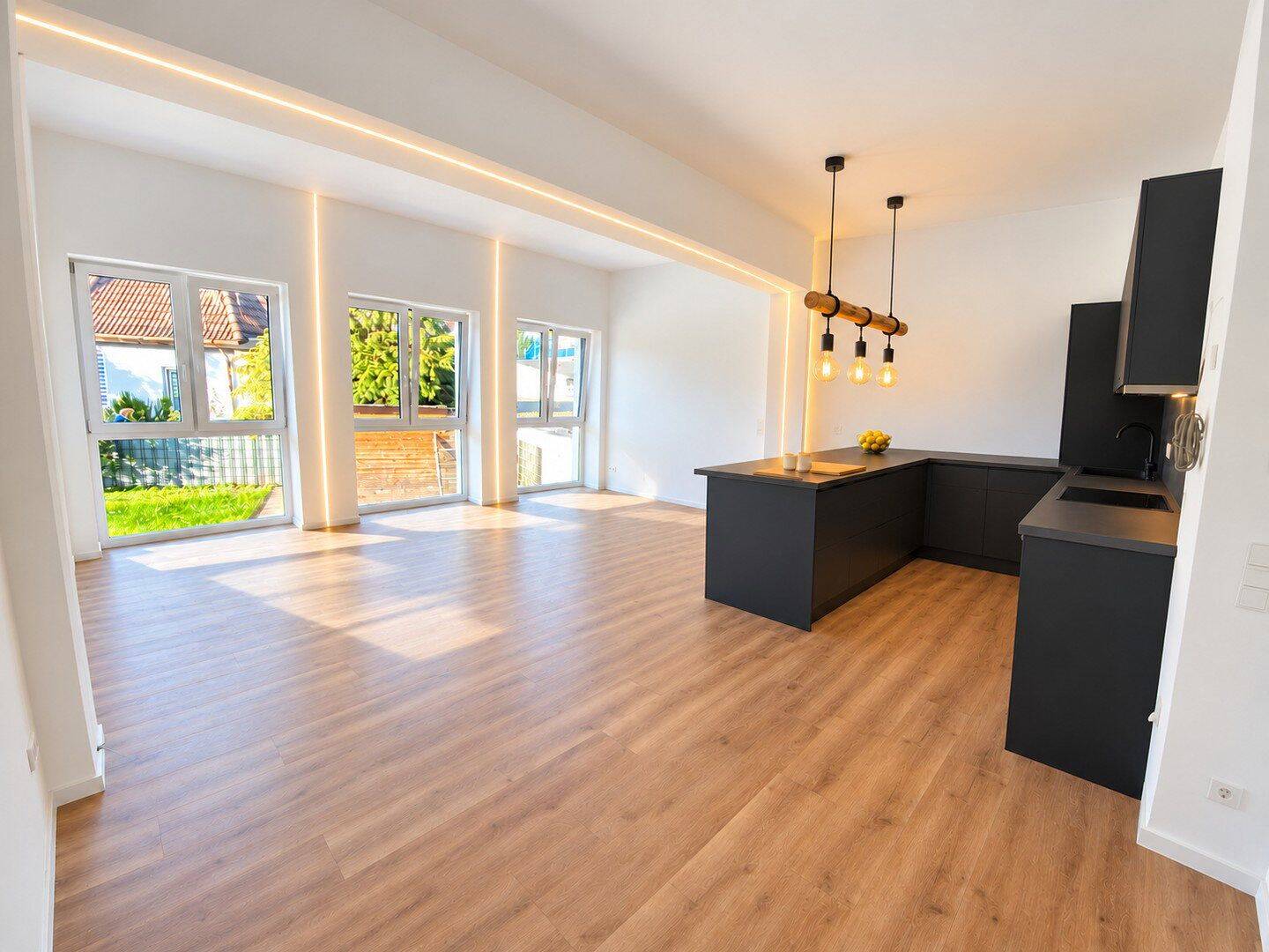 Loftwohnung 2,5 Zimmer – ZENTRUM Neugablonz | Energiehaus | Küche + Stellplatz, 87600 Kaufbeuren