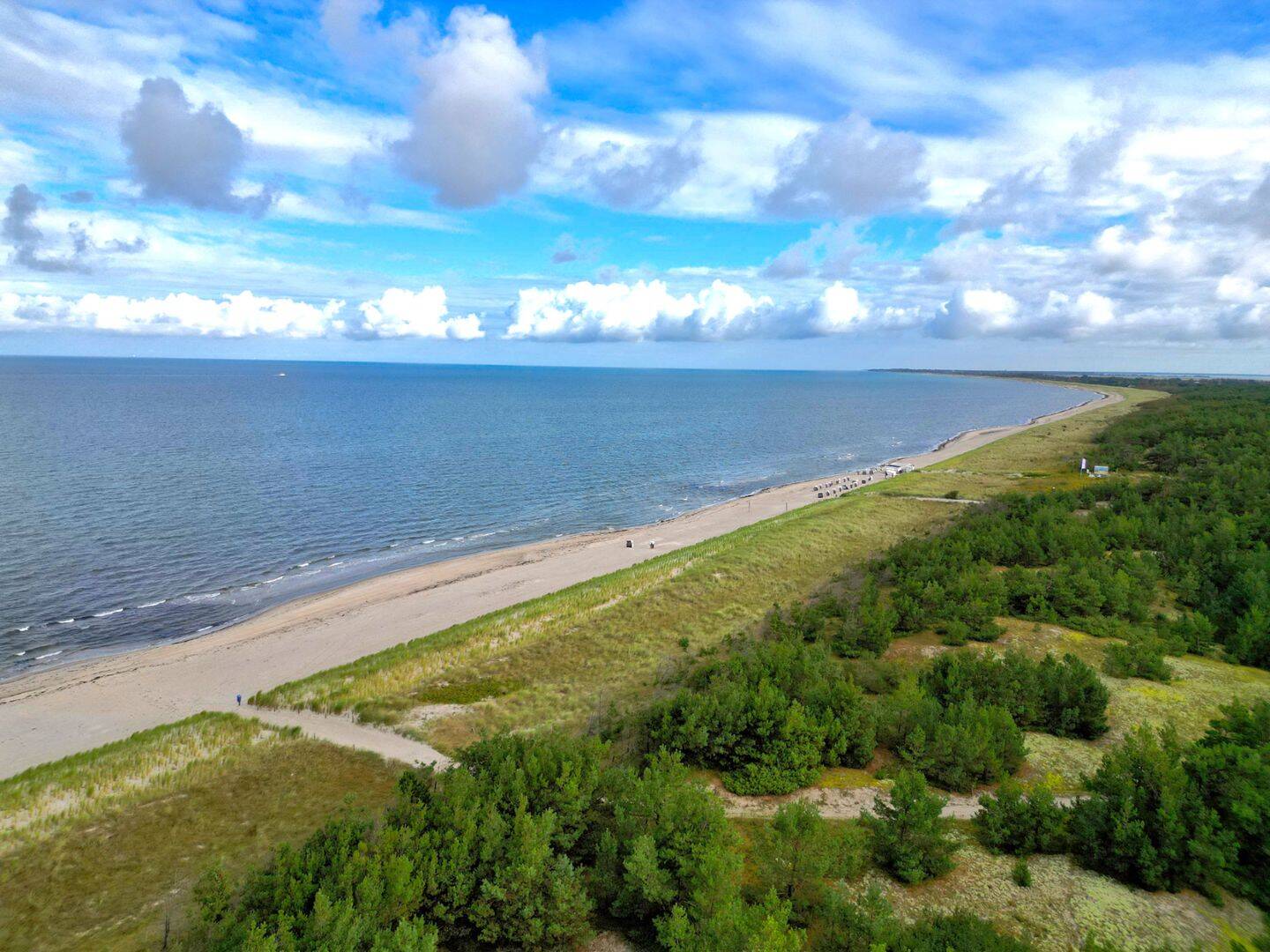 Charmantes Strandhaus direkt hinter der Ostseedüne, 18347 Dierhagen