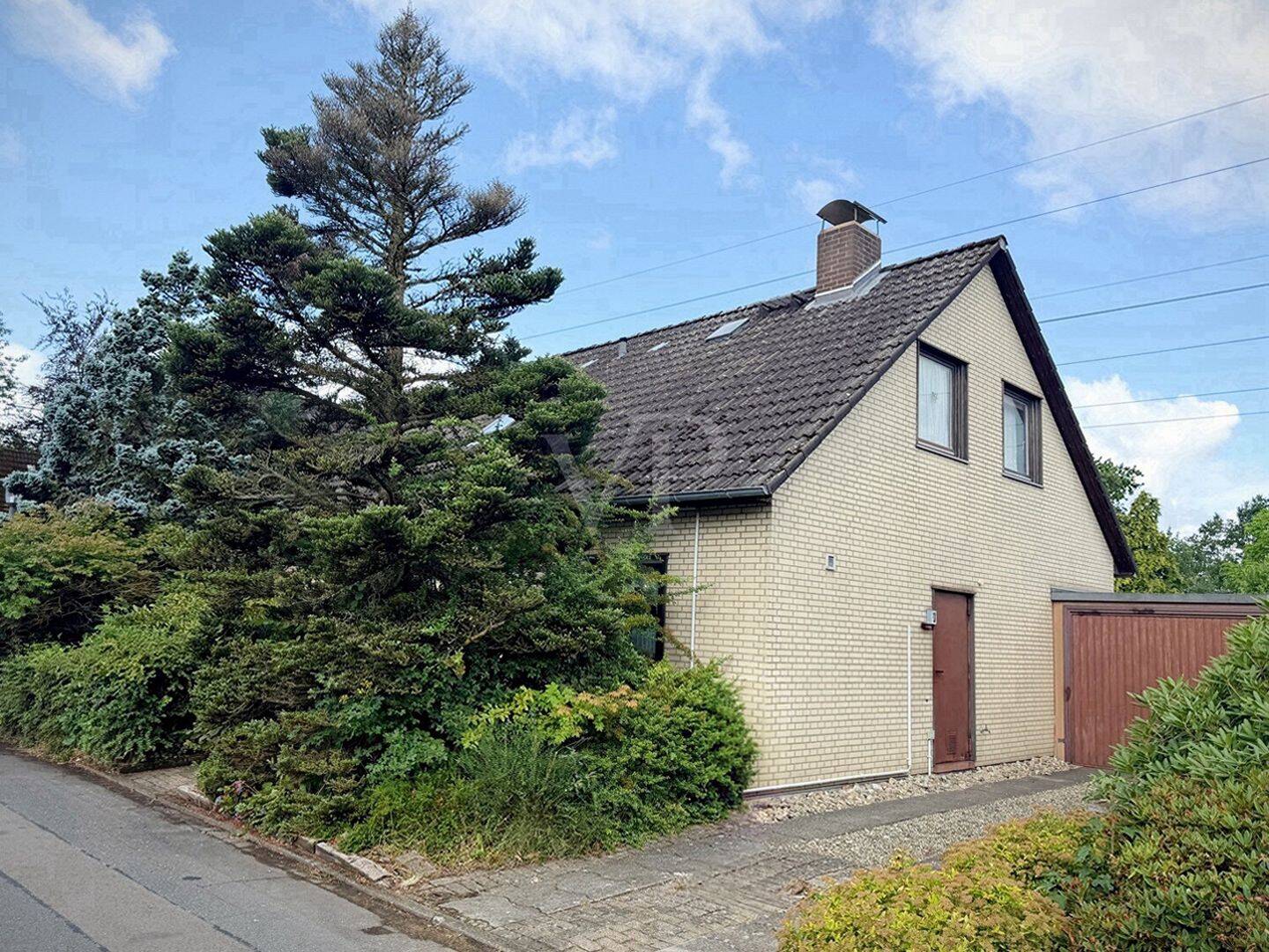 Solides Haake Haus in Feldrandlage, 29227 Celle