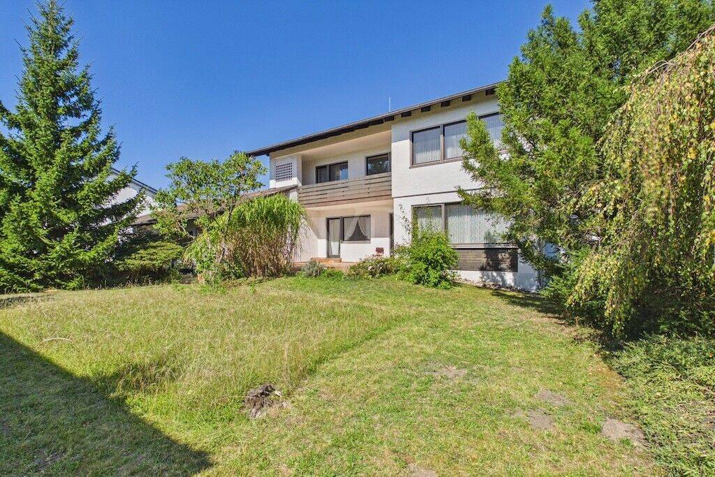 BESTE LAGE – Großes Einfamilienhaus mit Schwimmbad in IN-West, Baggerseeviertel, 85049 Ingolstadt