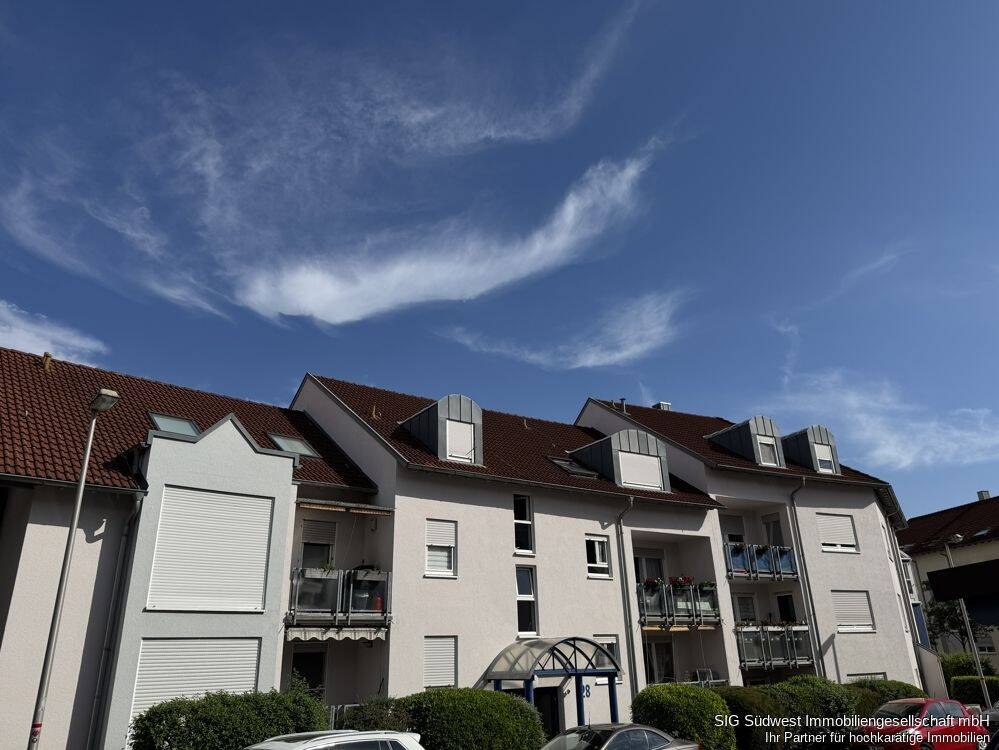 Traumhafte 3-Zimmer-Dachgeschosswohnung in Bretten – frisch renoviert, sofort bezugsfrei und mehr., 75015 Bretten
