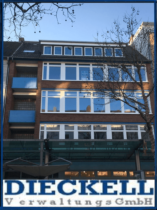 Drittbezug nach Umbau in Stadtmitte mit Westbalkon, 27568 Bremerhaven (Lehe Mitte Überseehafen)