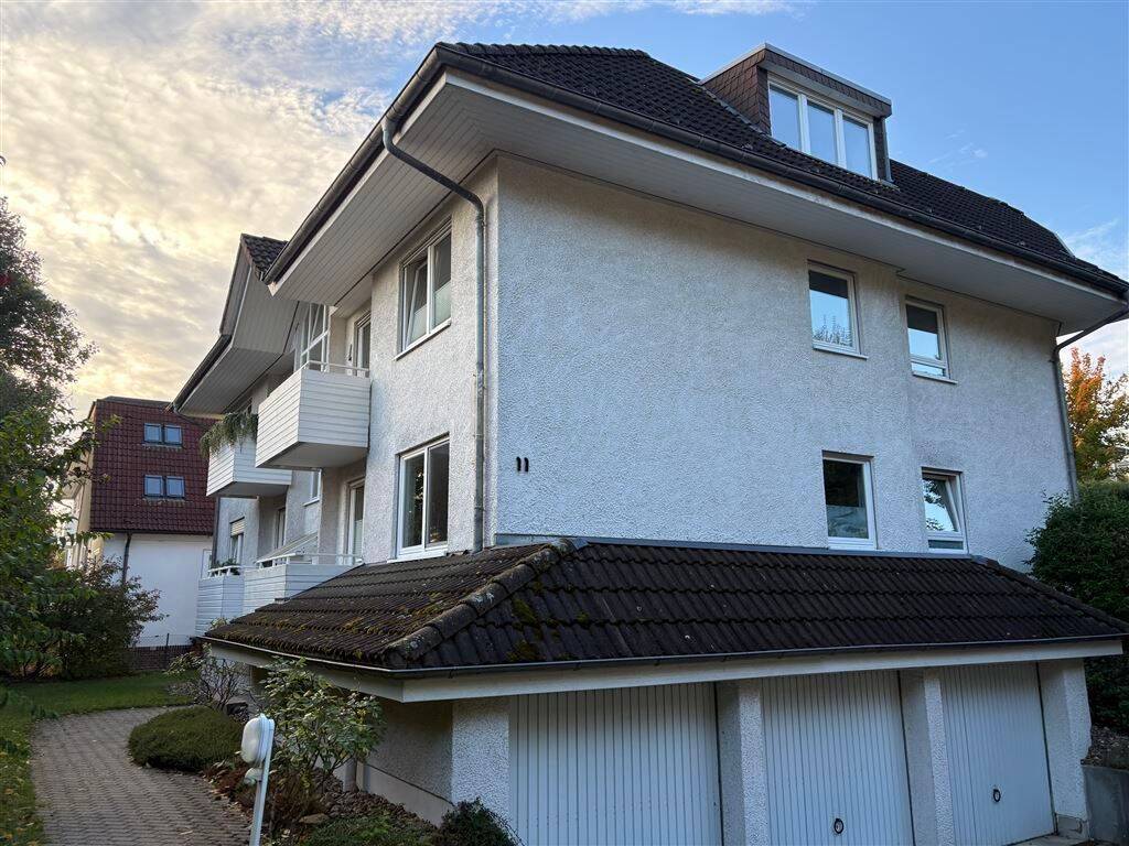 Hochwertige 4 ZKB Wohnung 2. OG, mit Küche, Terrasse, Tiefgarage, 2. WC, in exponierter Traumlage, 34131 Kassel (Bad Wilhelmshöhe Brasselsberg Kirchditmold)