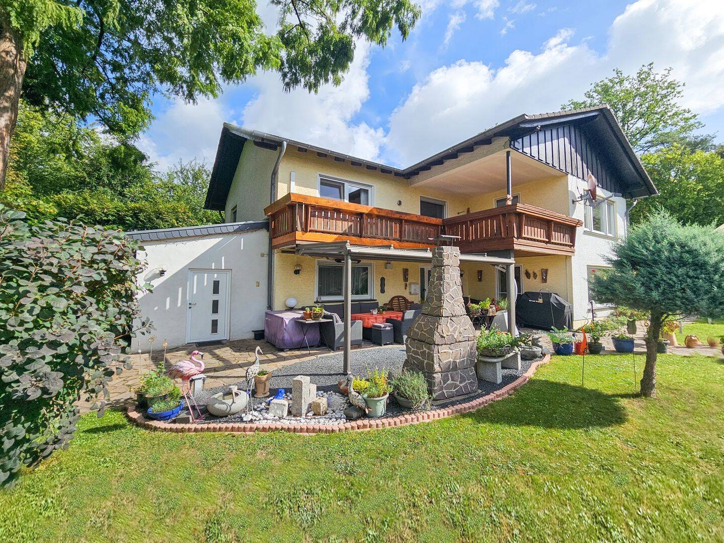 Großzügiges EFH mit sep. Einliegerwohnung in Randlage. Nur 3 Min. A3 Abf. Bad Honnef!, 53578 Windhagen