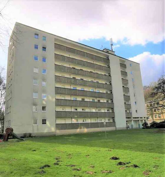 Großzügige 2-Zi.-Whg. mit Tageslichtbad und Balkon, 42553 Velbert
