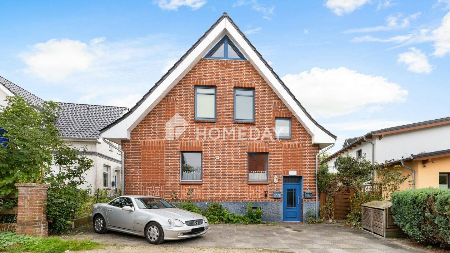 Charmante und helle Maisonette-Wohnung im gepflegten Zweifamilienhaus, 23701 Eutin