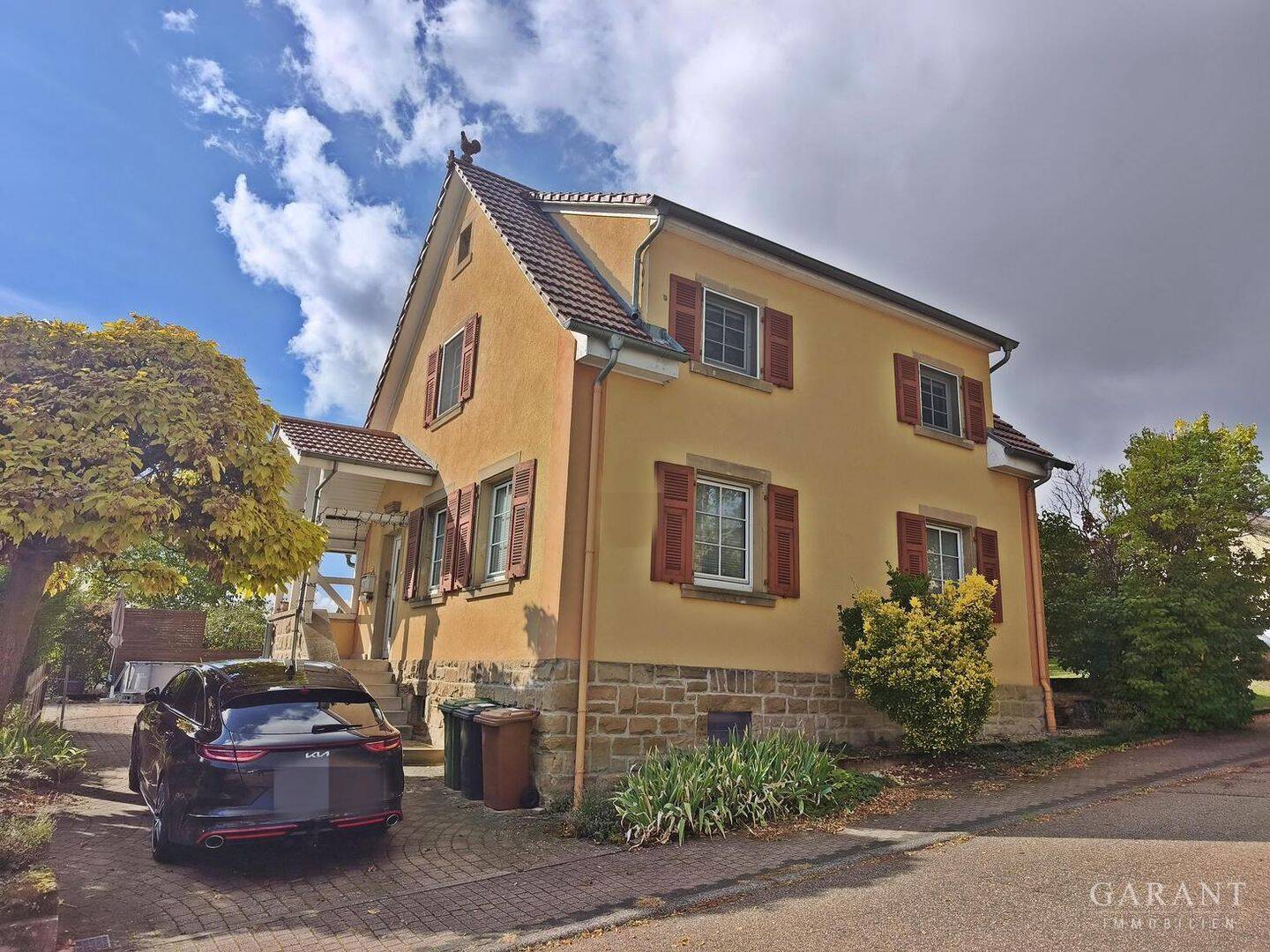 ***Charmantes Einfamilienhaus mit Altbauflair unterhalb der Burg Steinsberg***, 74889 Sinsheim
