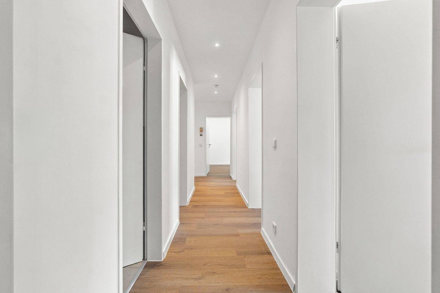 Frisch saniert & bezugsfrei: 3-Zimmer-Wohnung mit optimalem Grundriss & modernem Bad in ruhiger Lage, 50226 Frechen
