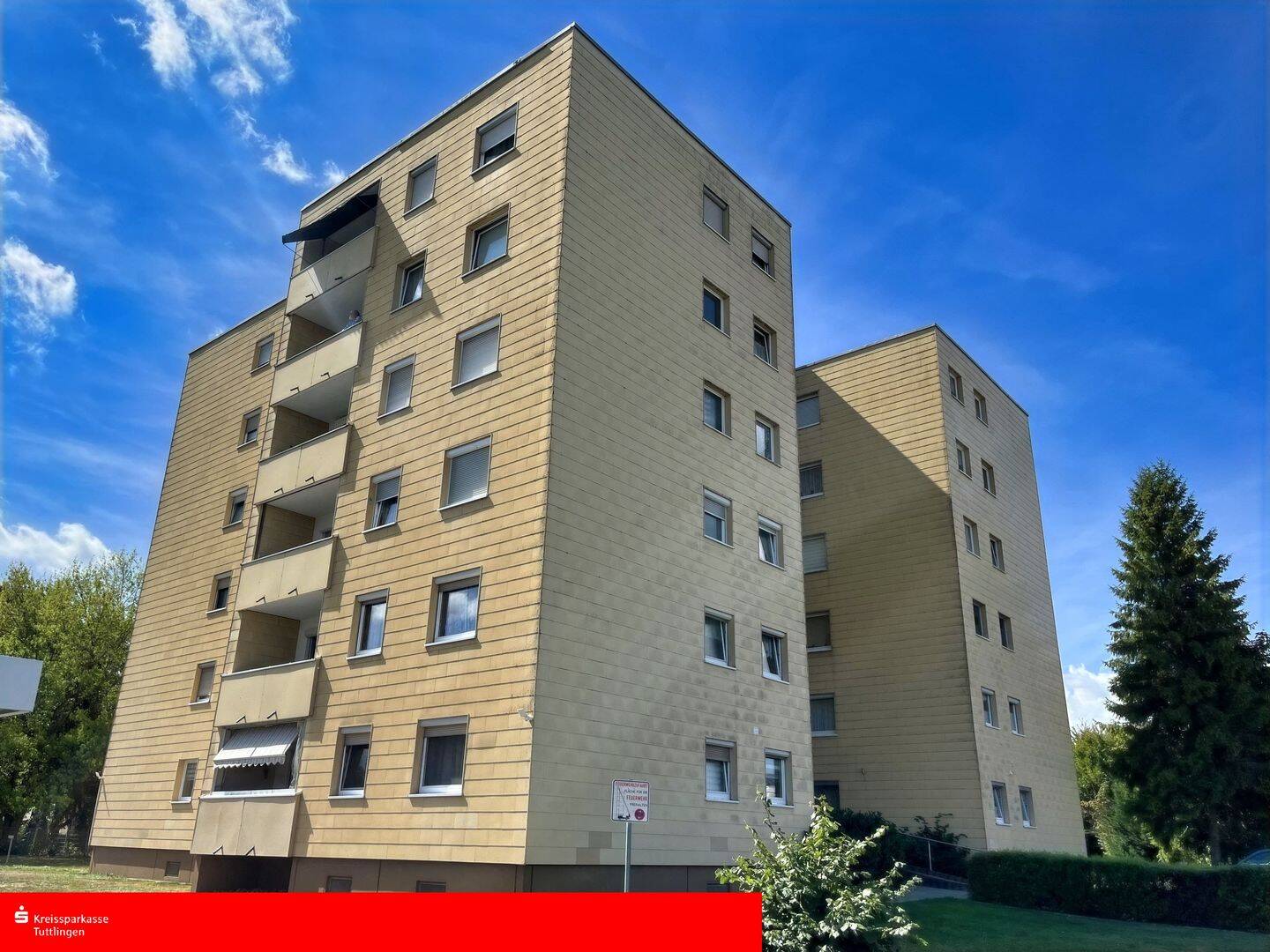 Bezugsfreie 4-Zimmer-Wohnung mit Garage in Trossingen, 78647 Trossingen
