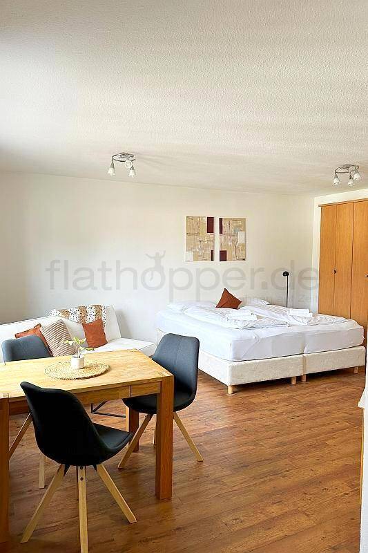Gemütliches Apartment in ruhiger Lage in Prien am Chiemsee, 83209 Prien a. Chiemsee (Prien)