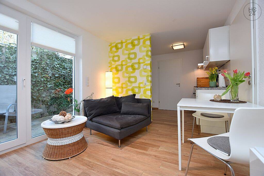 Modern möblierte Wohnung mit Terrasse in Stuttgart Heumaden, 70619 Stuttgart (Heumaden Lederberg Riedenberg Sillenbuch)