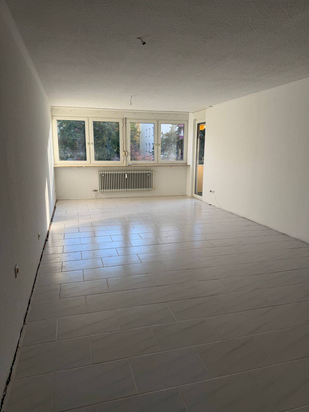 3-Zimmer-Wohnung (83 m²) mit 2 Balkonen, Whirlpoolbad & Aufzug in Nürnberg-Röthenbach (90449 Nürnberg), 90449 Nürnberg (Gebersdorf Neuröthenbach Röthenbach bei Schweinau)