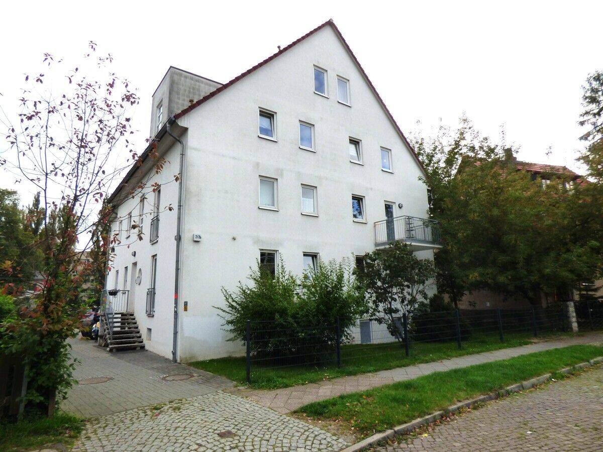 „Wohnen im Grünen“ – helle 2-Zimmer-Wohnung mit Balkon und Einbauküche in Französisch Buchholz, 13127 Berlin (Pankow)