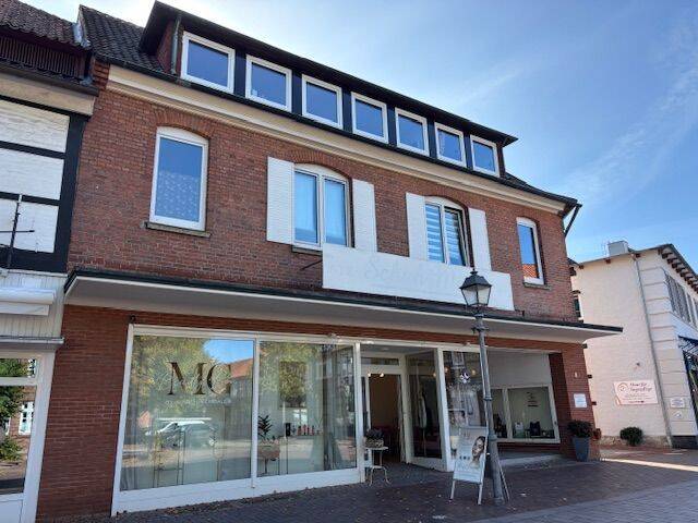Zentrale 4,5-Zimmer-Wohnung mit Süd-Westbalkon, 29549 Bad Bevensen
