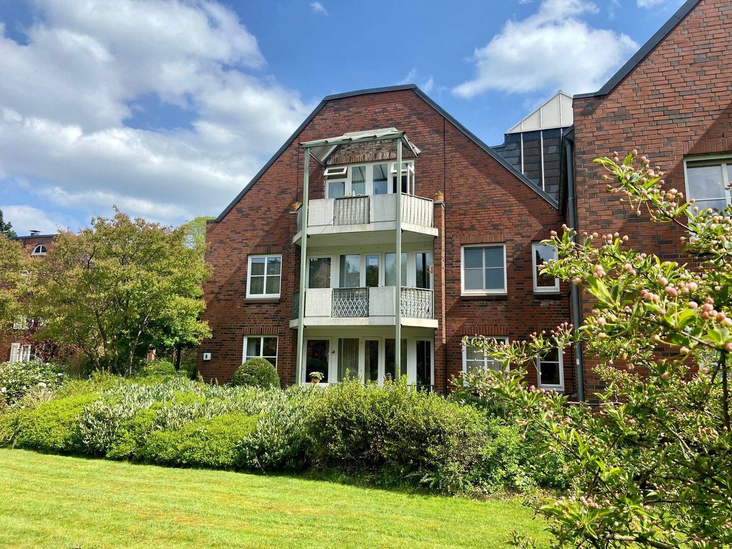 Attraktive Wohnung in ruhiger Lage, 22589 Hamburg (Altona Blankenese Iserbrook Osdorf Sülldorf)