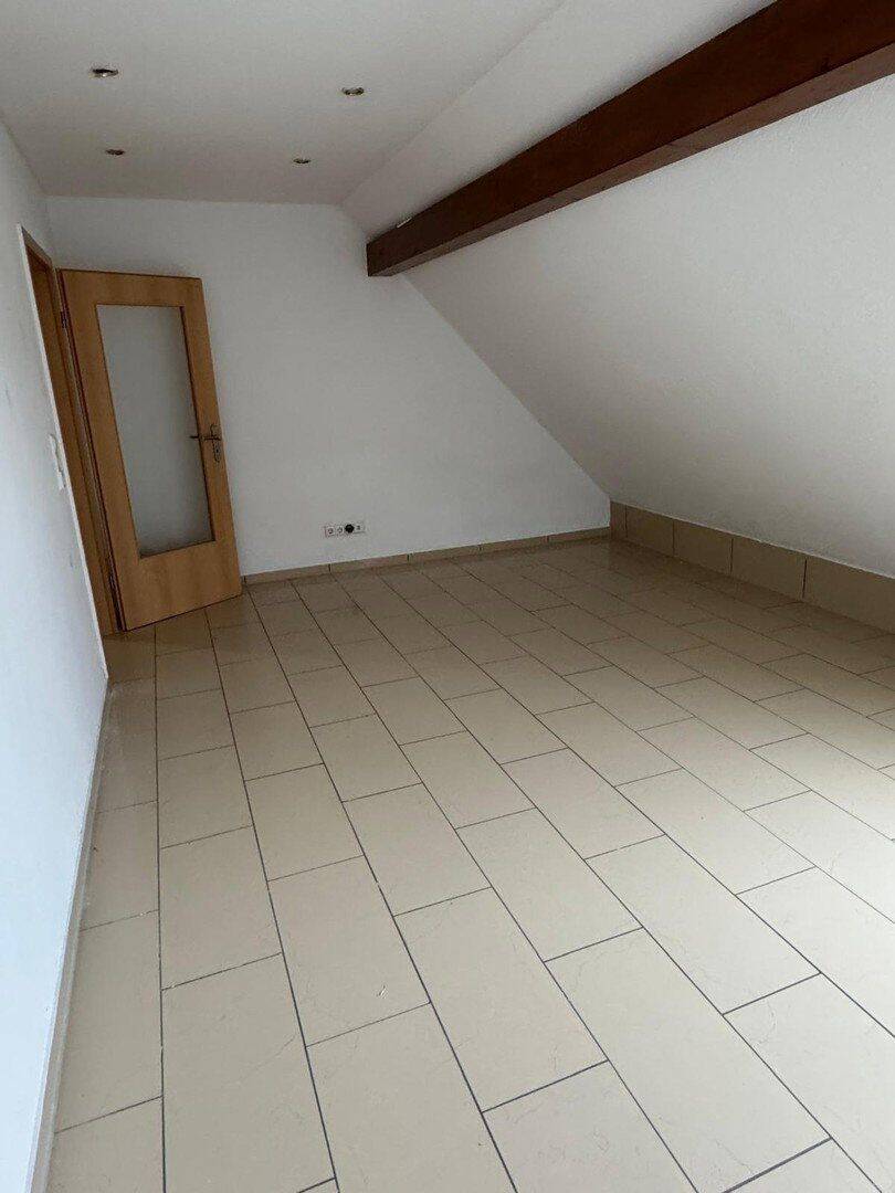 Moderne 2-Zimmer DG im Neubaugebiet Schifferstadt – ab sofort bezugsfrei, 67105 Schifferstadt