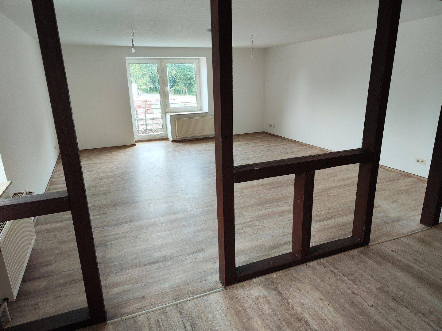 Ruhige großzügige 2 Zimmer Wohnung zentral in Lauenburg mit Balkon, 21481 Lauenburg/Elbe