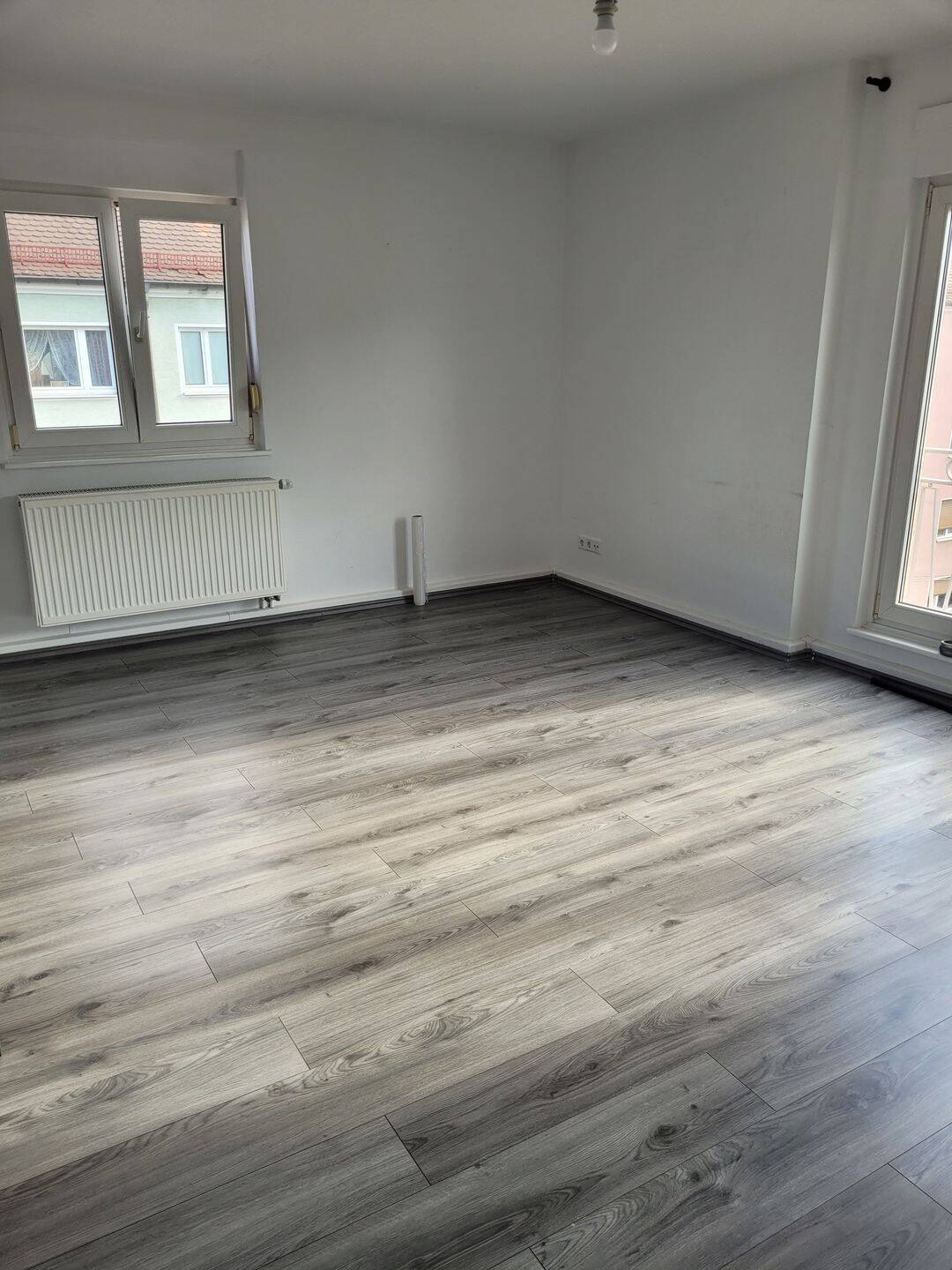 schöne helle 2-Zimmerwohnung, 90443 Nürnberg