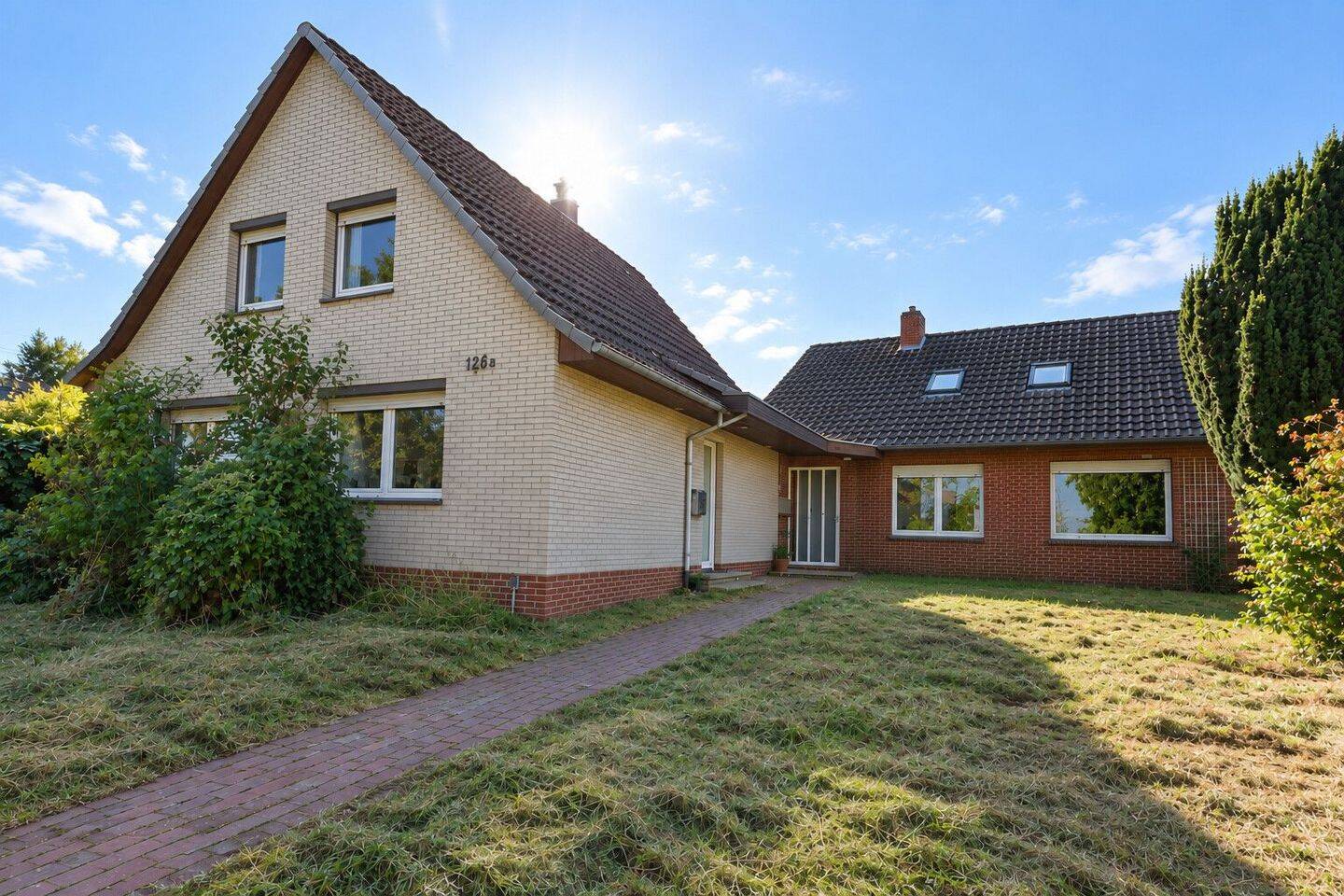 Zwei Häuser – ein Grundstück voller Möglichkeiten, 26133 Oldenburg (Oldb) (Kreyenbrück)