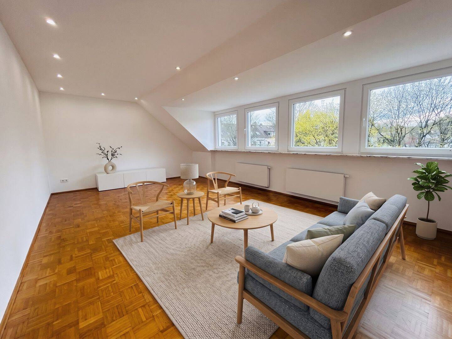 DG-Traum mit 2,5-Raum: Südwest-Hoflage, Parkett, neue Heizung & 67 m² Spitzboden-Ausbaureserve!, 45276 Essen (Steele)
