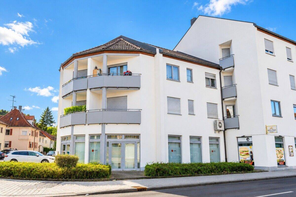 Sofort einziehen! Bezugsfreie 2,5-Zimmer-Wohnung mit Balkon und Tiefgarage in Singen, 78224 Singen (Hohentwiel)