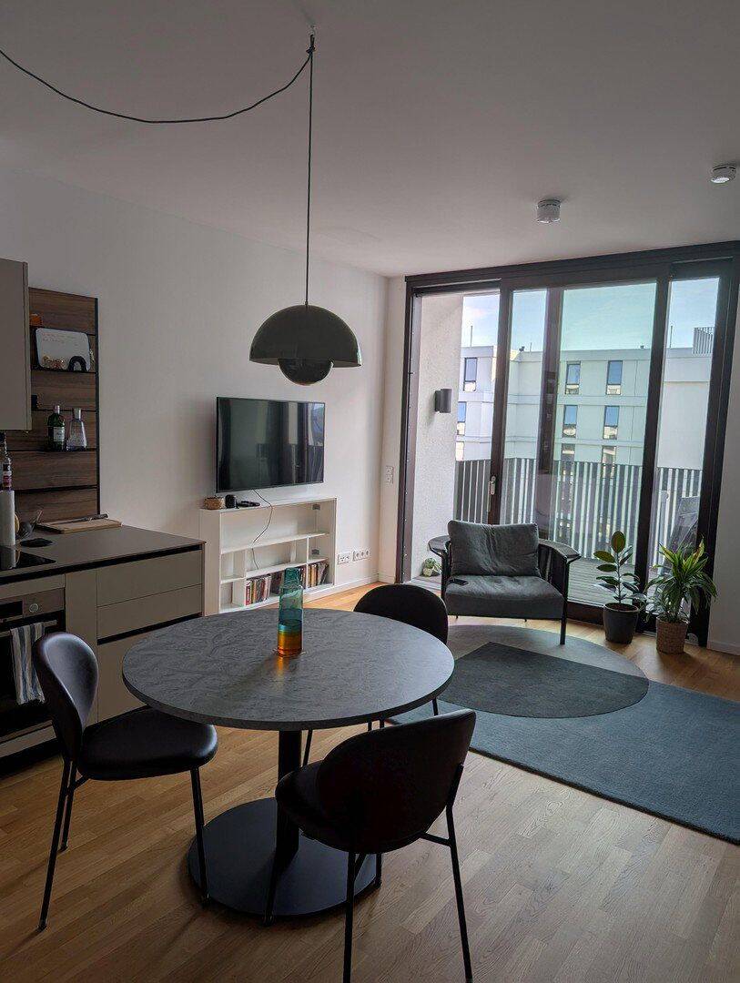 Designer 56 m² apartment, 5th floor, PBerg: furnished, all-inclusive from 1 February 2027, 10407 Berlin (Pankow Kleingartenanlage Grönland Kleingartenanlage Neues Heim Kleingartenanlage Volkspark Prenzlauer Berg Prenzlauer Berg)