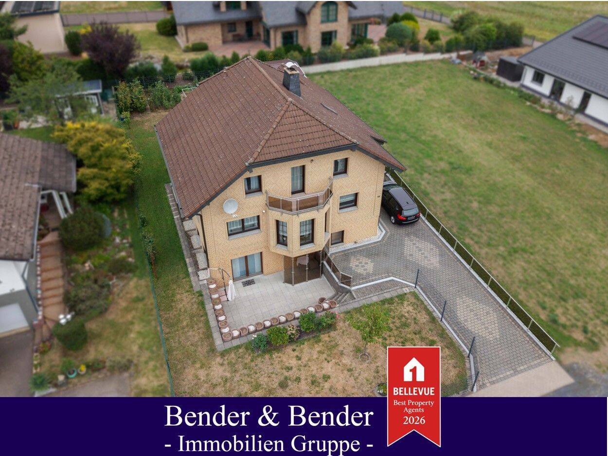 Großzügiges Landhaus mit viel Platz, gepflegtem Garten und vielseitigen Nutzungsmöglichkeiten!, 56587 Oberhonnefeld-Gierend
