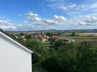 DG:Wohnen mit bester Aussicht am Ortsrand, 37276 Meinhard