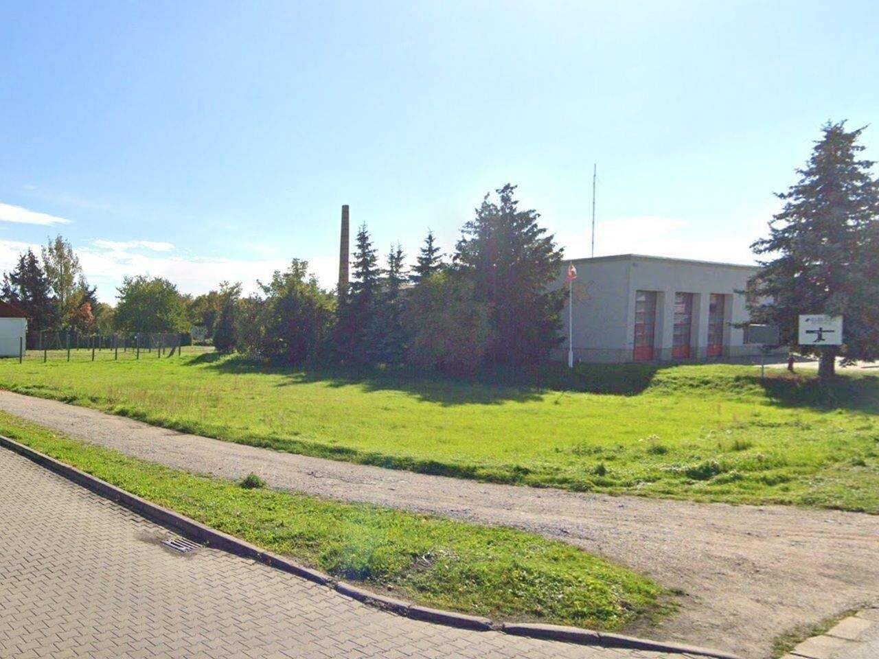 Günstig wie Notverkauf, provisionsfreies Baugrundstück (Mischgebiet) zw. Netto, Feuerwehr und Tanke in Mühlberg/Elbe, im Großraum von Leipzig/Dresden, 4931 Mühlberg/Elbe