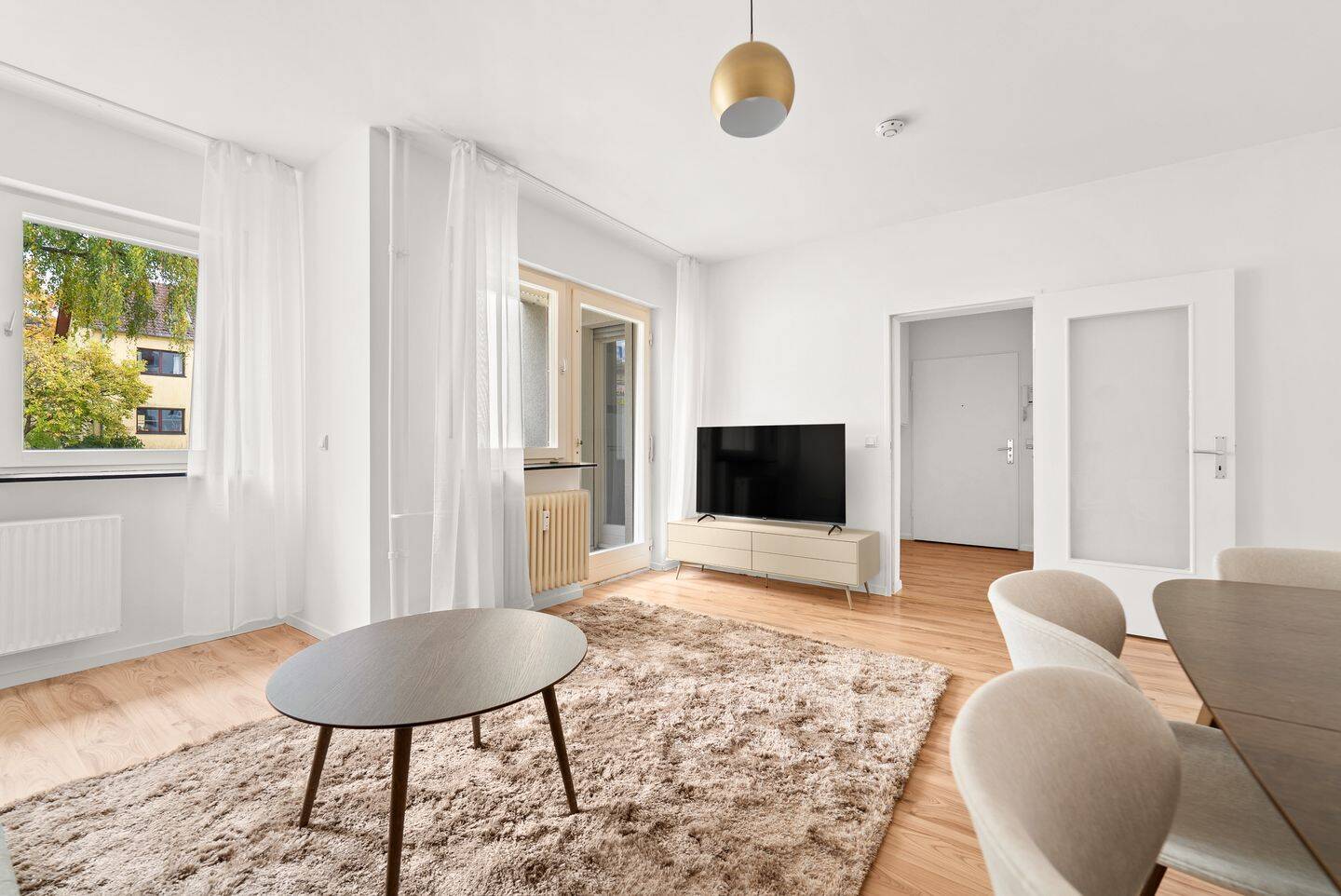 Charmante 4-Zimmer Wohnung in Neukölln – voll möbliert, 12357 Berlin (Neukölln Buckow Rudow)