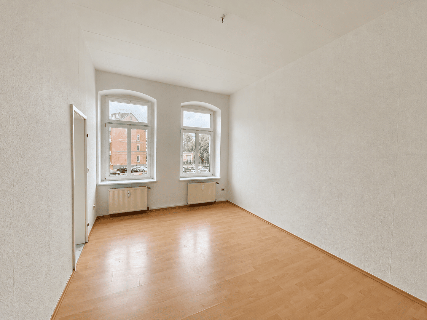 kleines Apartment mit Tageslichtbad in Altchemnitz!, 9120 Chemnitz (Altchemnitz Bernsdorf Helbersdorf Kapellenberg)
