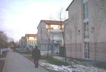 1-Zimmer-Appartement im EG, ca. 19 m² Wfl., voll möbliert, mit Terrasse in Uninähe, 93053 Regensburg (Galgenberg Kasernenviertel Kumpfmühl-Ziegetsdorf-Neuprüll Oberisling-Graß)