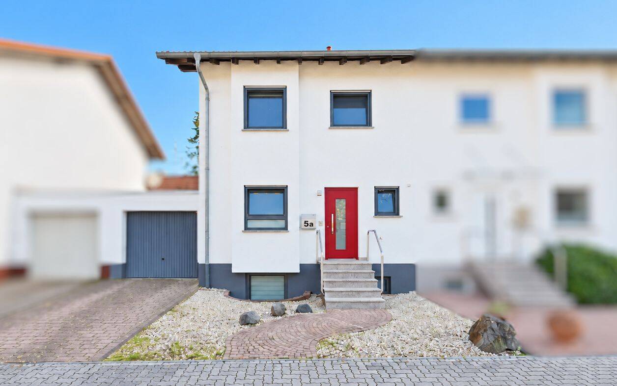 Familienfreundliche Doppelhaushälfte mit Südterrasse, Garten & Garage in ruhiger Lage, 63674 Altenstadt