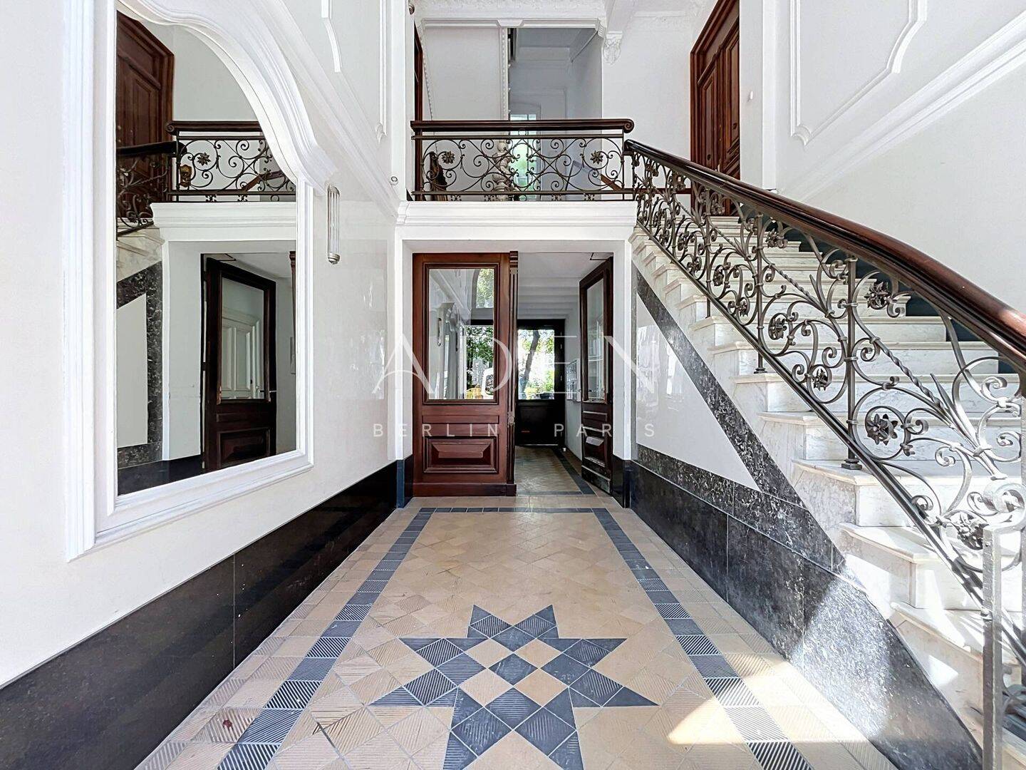 Altbau-Charme trifft Wohngefühl – entdecken Sie mehr!, 10623 Berlin (Charlottenburg-Wilmersdorf Charlottenburg)