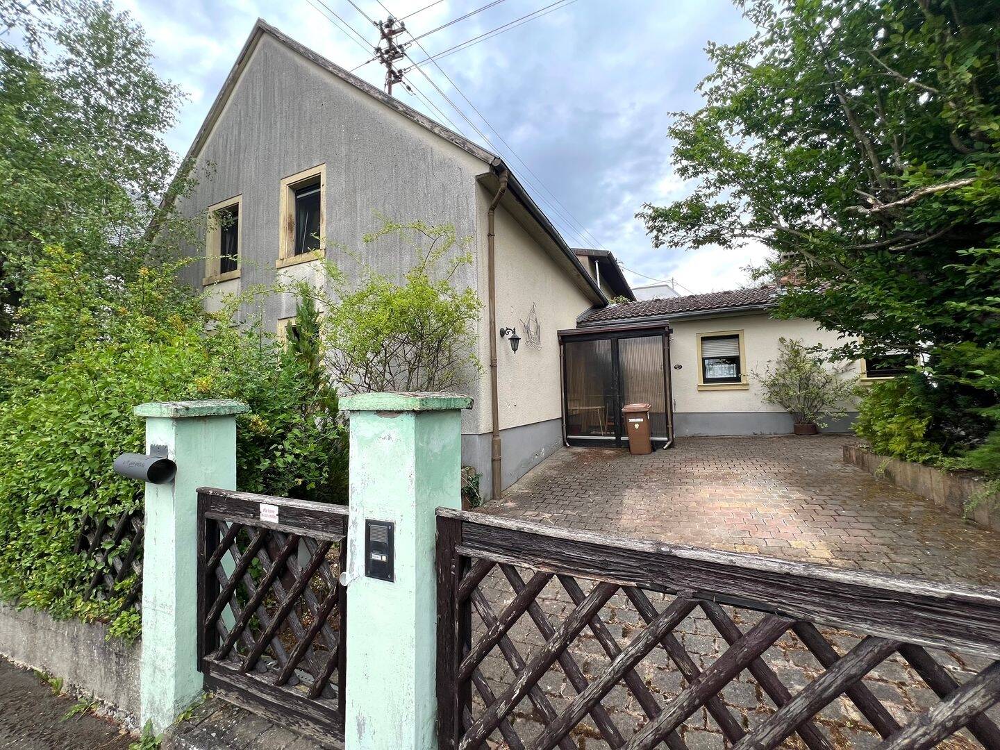 Top-Gelegenheit! Einfamilienhaus mit kleinem Innenhof und Garten in Feilbingert zu verkaufen, 67824 Feilbingert