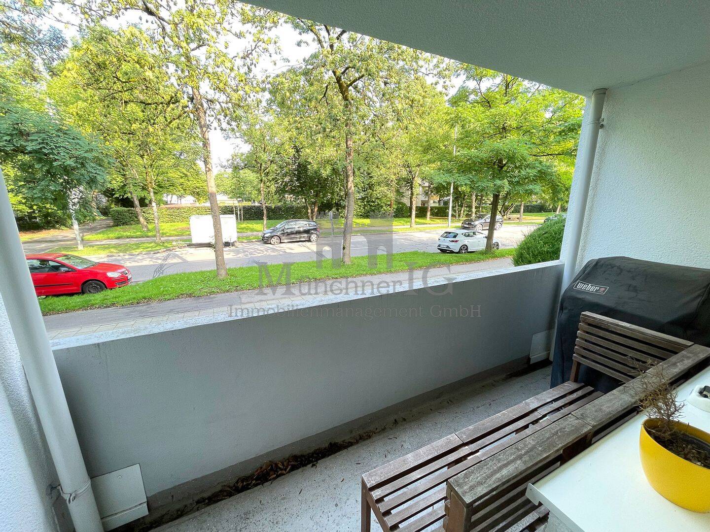MÜNCHNER IG: Helles Apartment M.-Solln mit Balkon – ruhig gelegen und top gepflegt!, 81479 München (Thalk. Obersendl.-Forsten-Fürstenr.-Solln)