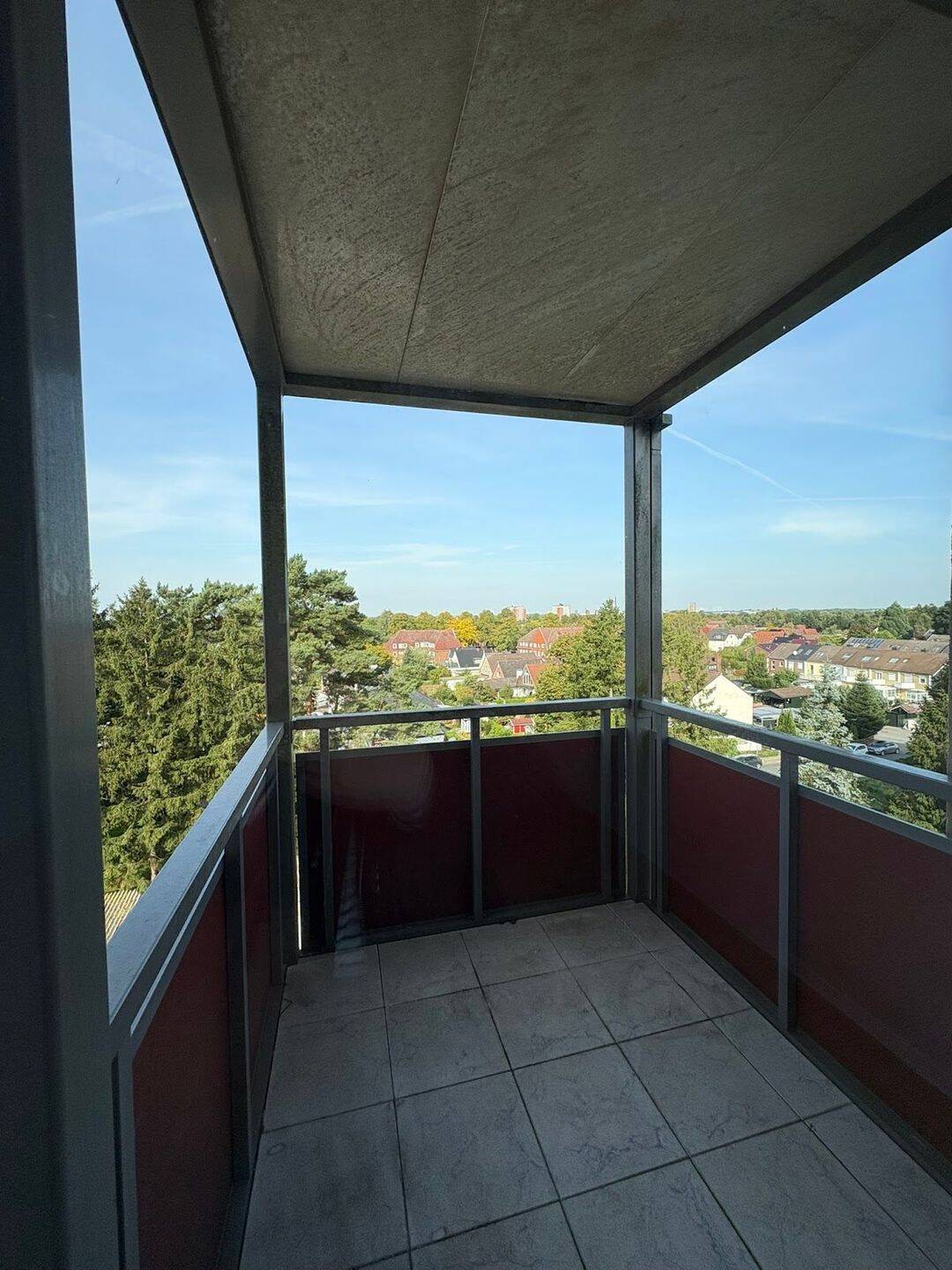 Helle 1-Zimmer-Wohnung mit Blick über Elmshorn, 25336 Elmshorn