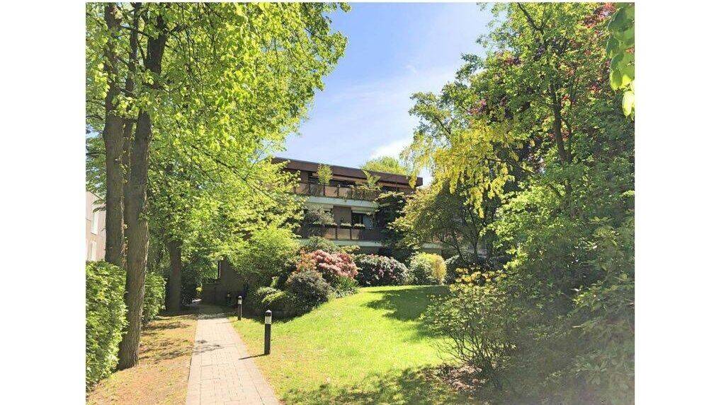 Terrassen-Maisonette im Villenviertel von Alt-Rahlstedt, 22149 Hamburg (Wandsbek Rahlstedt Tonndorf)
