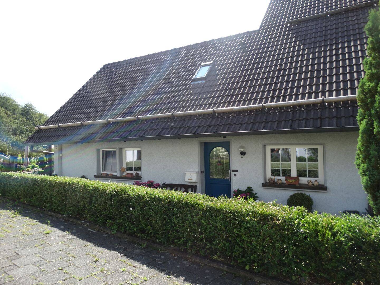Wohnkomfort mit Charme! – DHH mit Wintergarten und Sauna, 51709 Marienheide