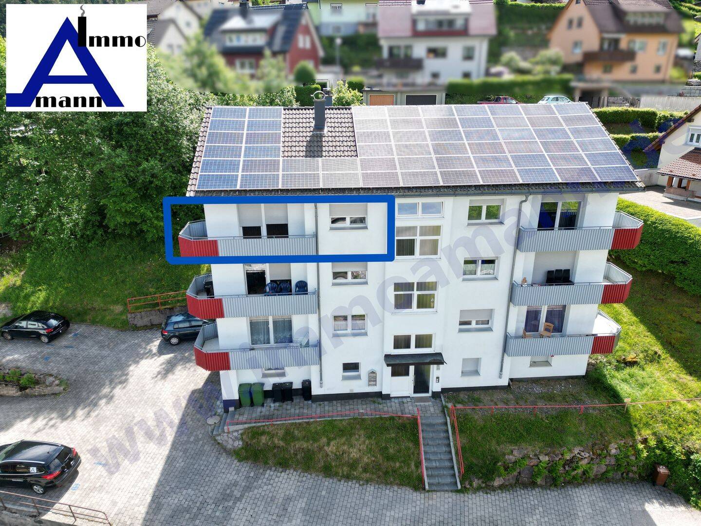 Charmantes 3-Zimmer-Balkonapartment in Gütenbach, zentrale Lage, ruhige Seitengasse, Panoramablick und ausgezeichnete Anbindung, 78148 Gütenbach