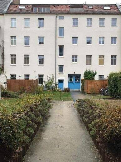 Lichtdurchflutete 2-Zi.-Wohnung mit kleinem Gartenanteil in ruhiger, bevorzugter Wohnlage Köpenicks, 12555 Berlin (Treptow-Köpenick Köpenick)