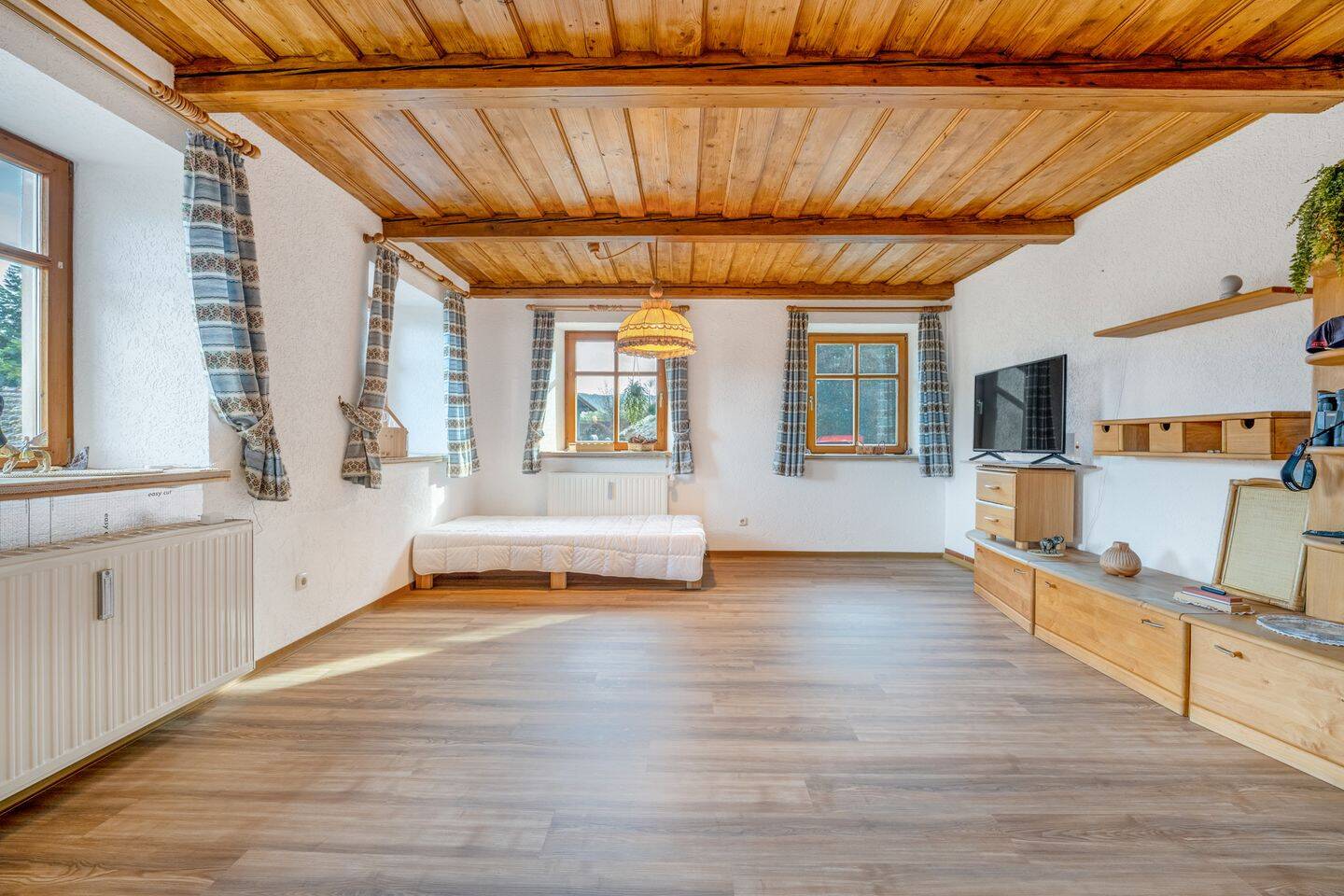 Traumhafte Erdgeschoss-Wohnung in Lohberg!, 93470 Lohberg